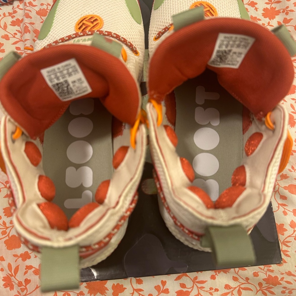 Men’s adidas Harden Vol. 6 Athletic Shoes - Picture 9 of 9